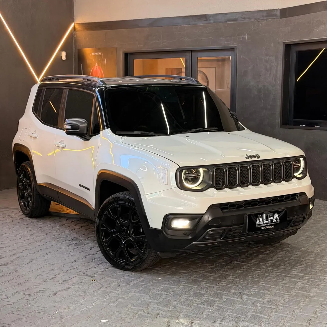 Jeep Renegade 2022, foto 1 de 7